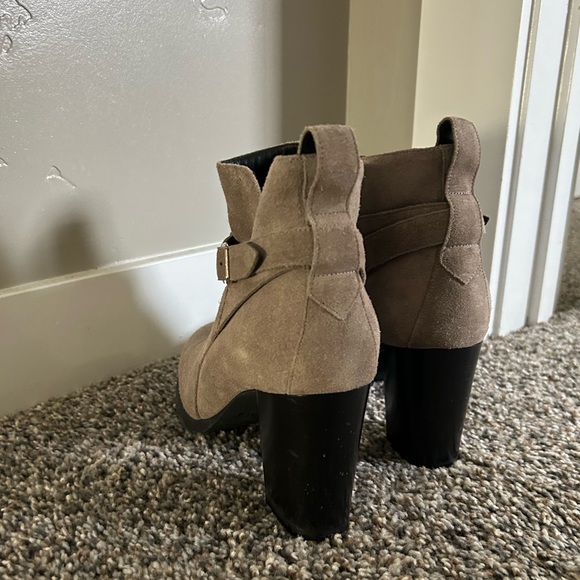 Bally Booties - Picture 3 of 4